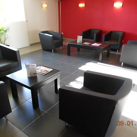 Kyriad Grenoble Sud - Seyssins ภายนอก รูปภาพ